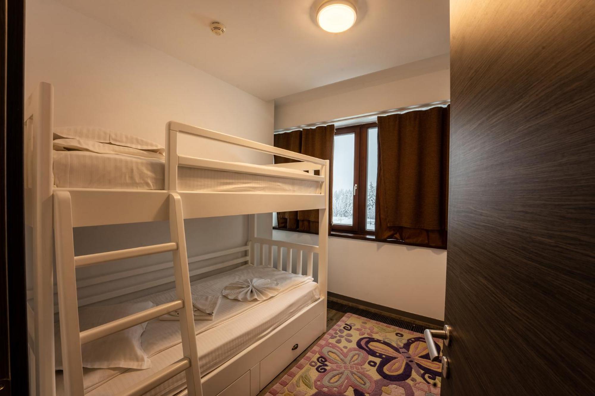 Silver Mountain - Ana'S Apartments โปยานาบราซอฟ ภายนอก รูปภาพ